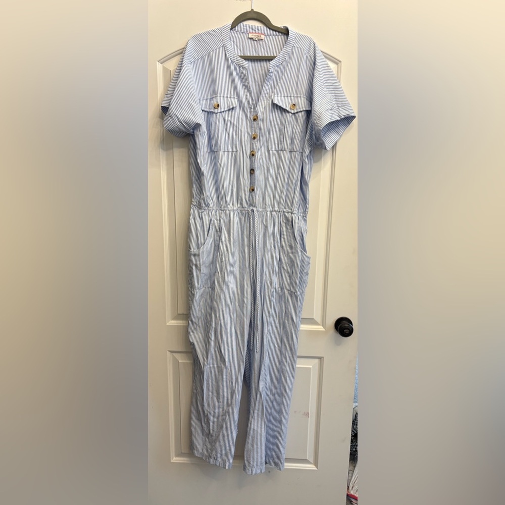 ANDREE BY UNIT Blue Striped Jumpsuit
